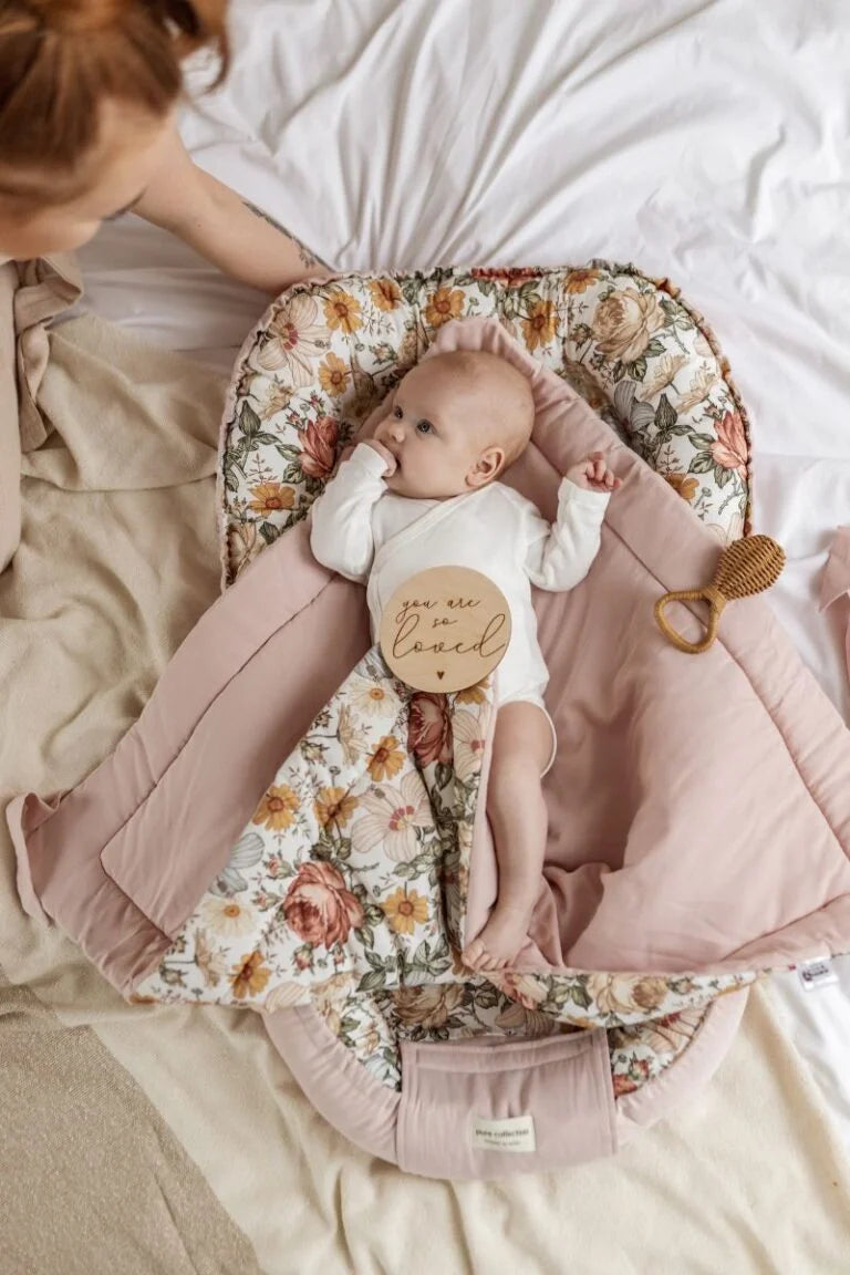 OLIVIER Baby Nest Bed - Powder pink