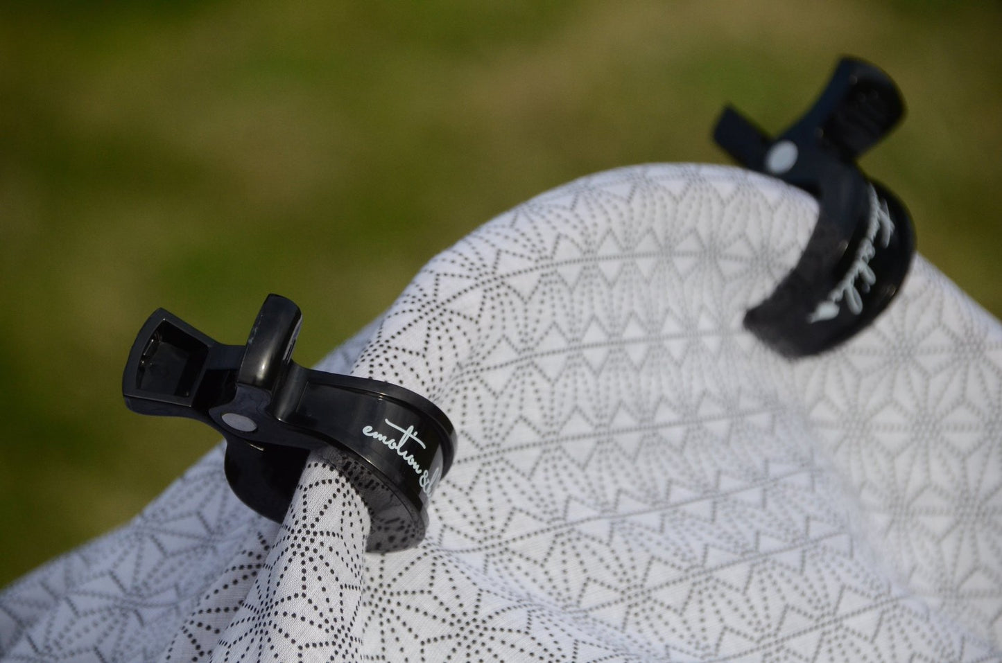 Black Pram Clips
