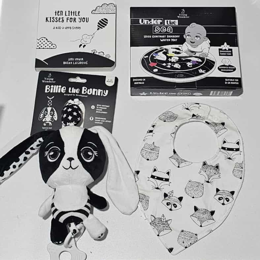 Gift Box - Black/White