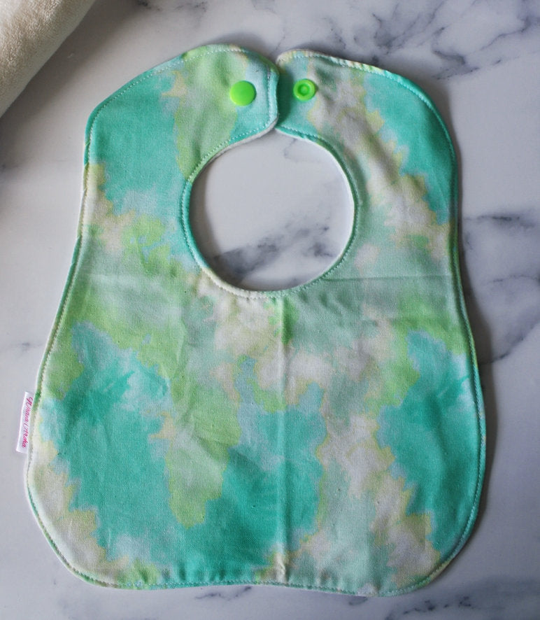 Green Dye Round Bib