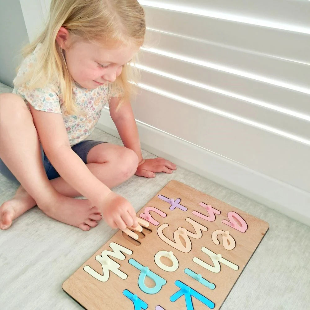 Te Pū Taka Māori - The Māori Alphabet Puzzle - Pastels