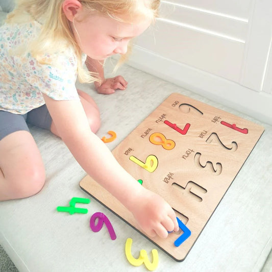 Numbers 1-10 in Māori Puzzle - Brights