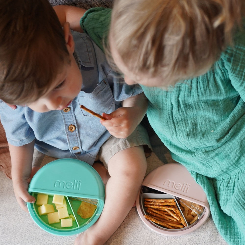 Spin Snack Container