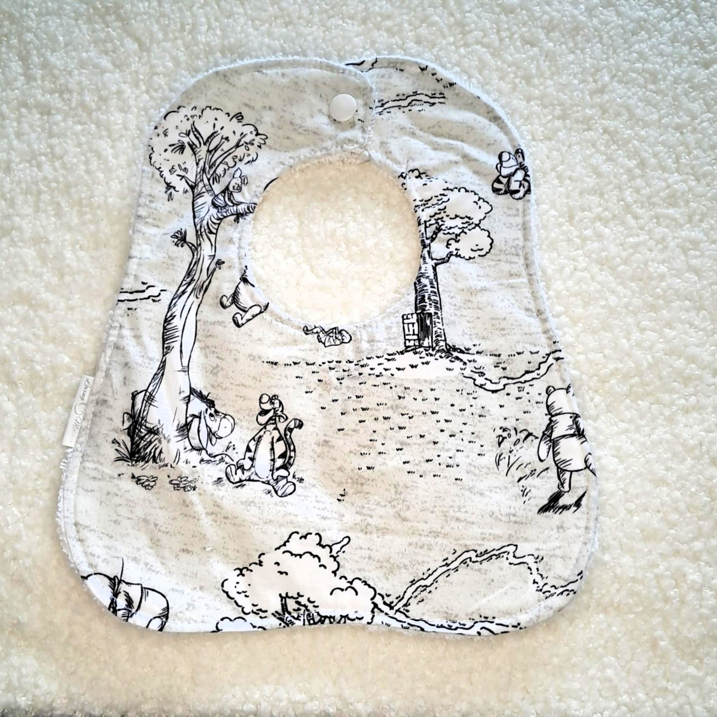 Winnie Grey - Round Bib