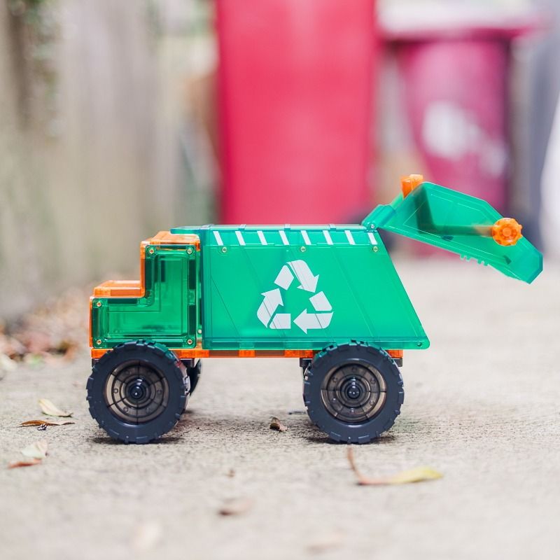 Magnetic Mega Recycling Truck 14pc