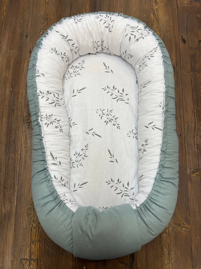 OLIVIER Baby Nest Bed - Sage