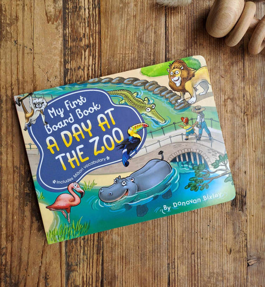My First Board Book: A Day at the Zoo
