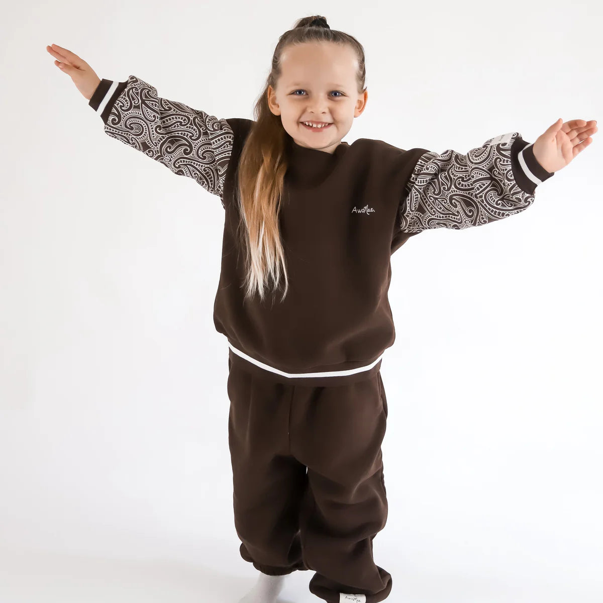 The Wolf Pullover Track set - Chocolate Brown