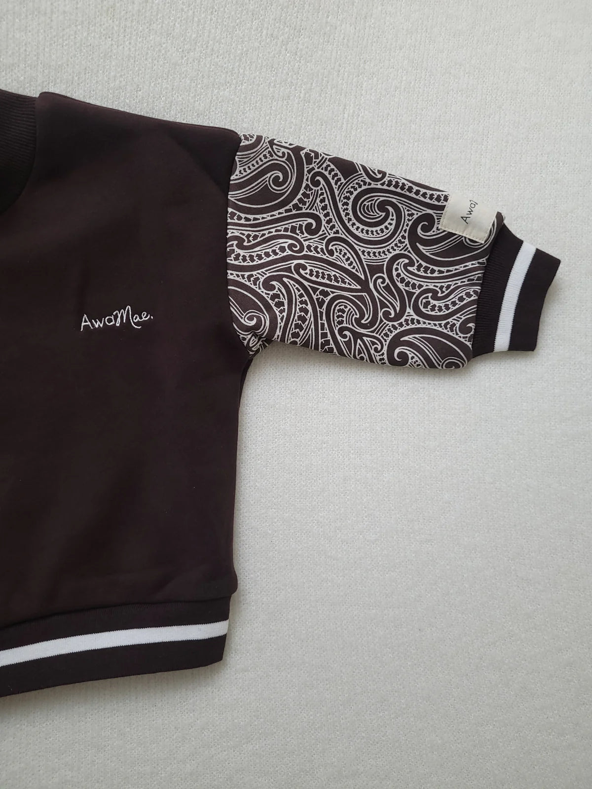 The Wolf Pullover Track set - Chocolate Brown