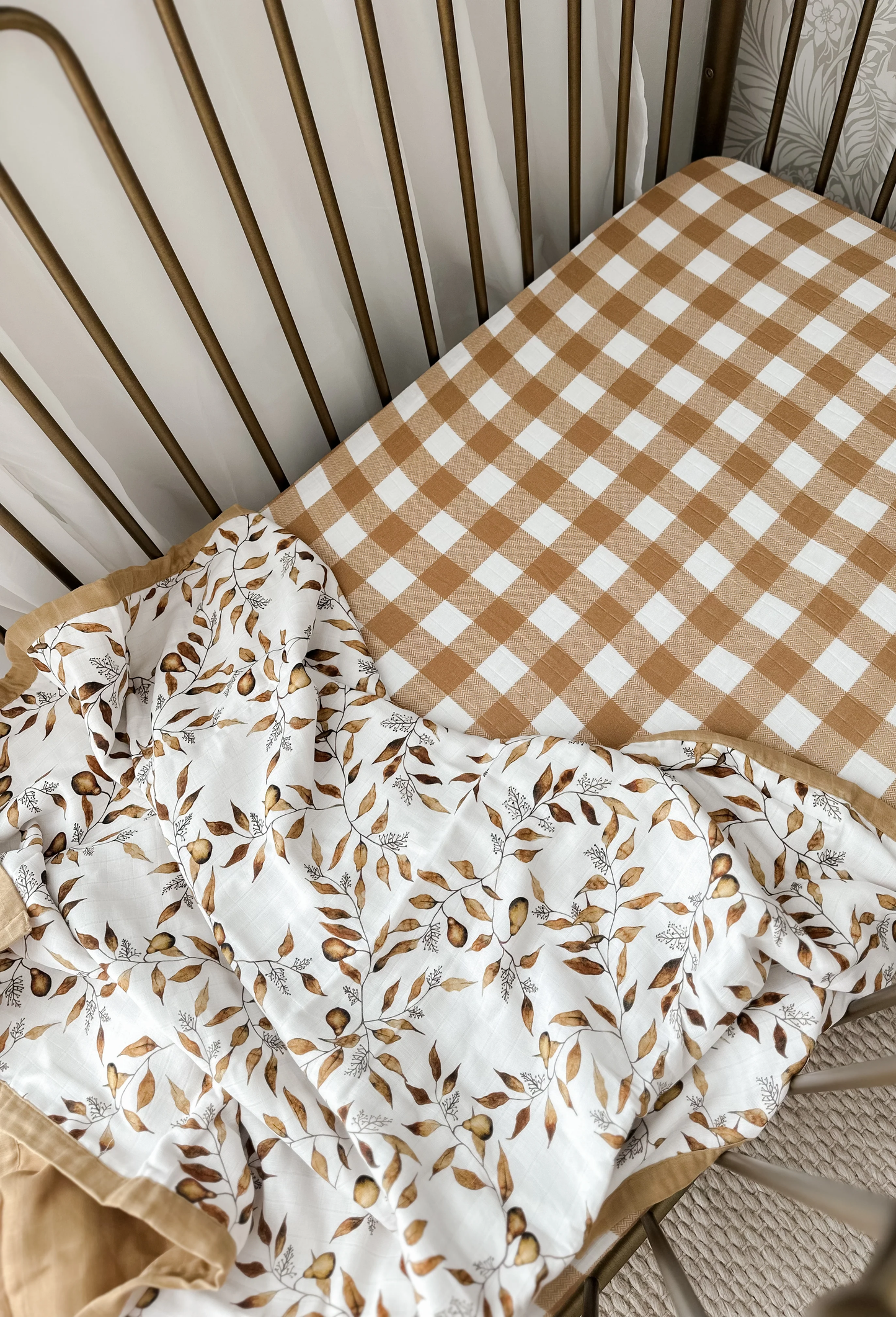 D'Anjou Pear Cot Quilt