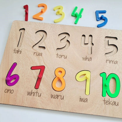 Numbers 1-10 in Māori Puzzle - Brights