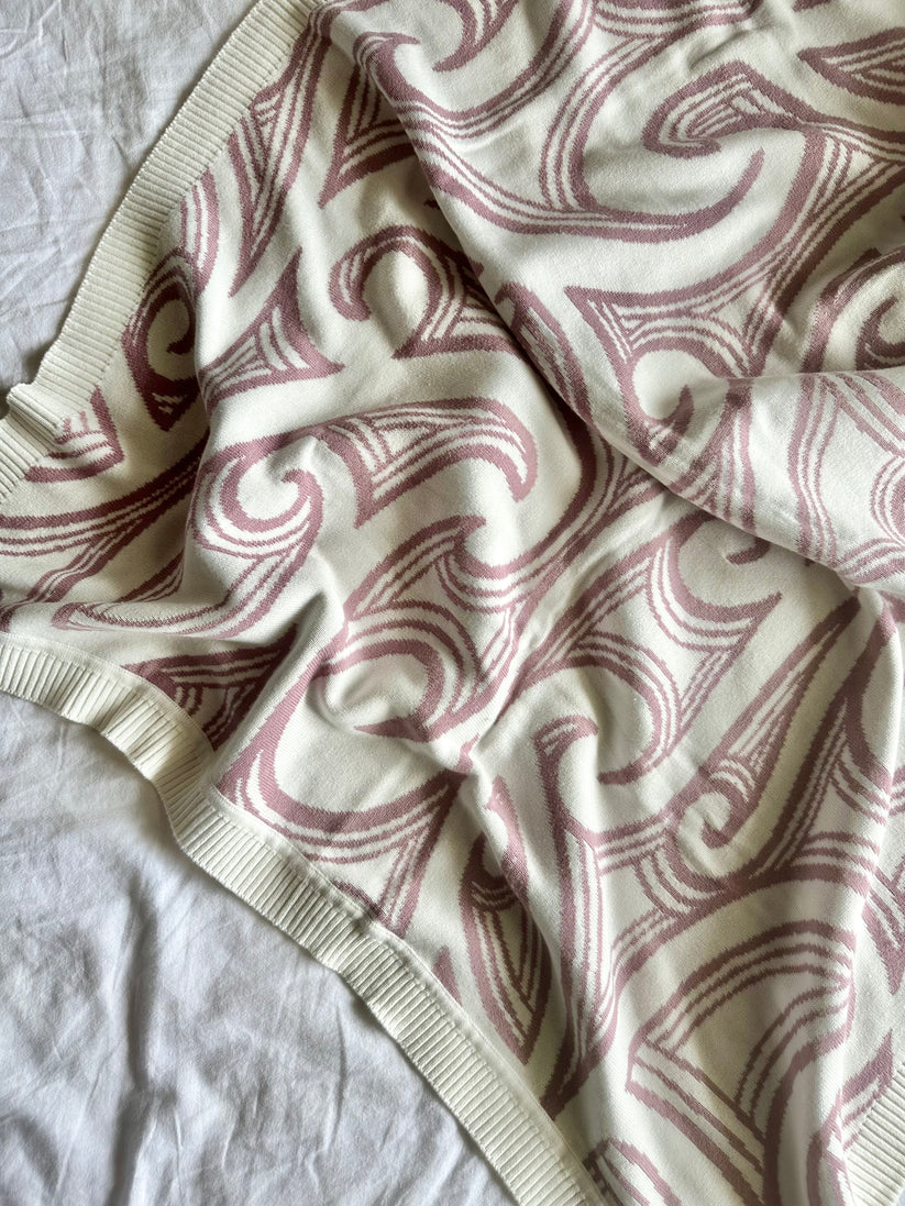 Knitted Pēpi Blanket- Mauve