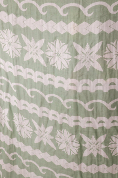 Tiaki Layered Muslin Blanket (Cook Island) - Olive