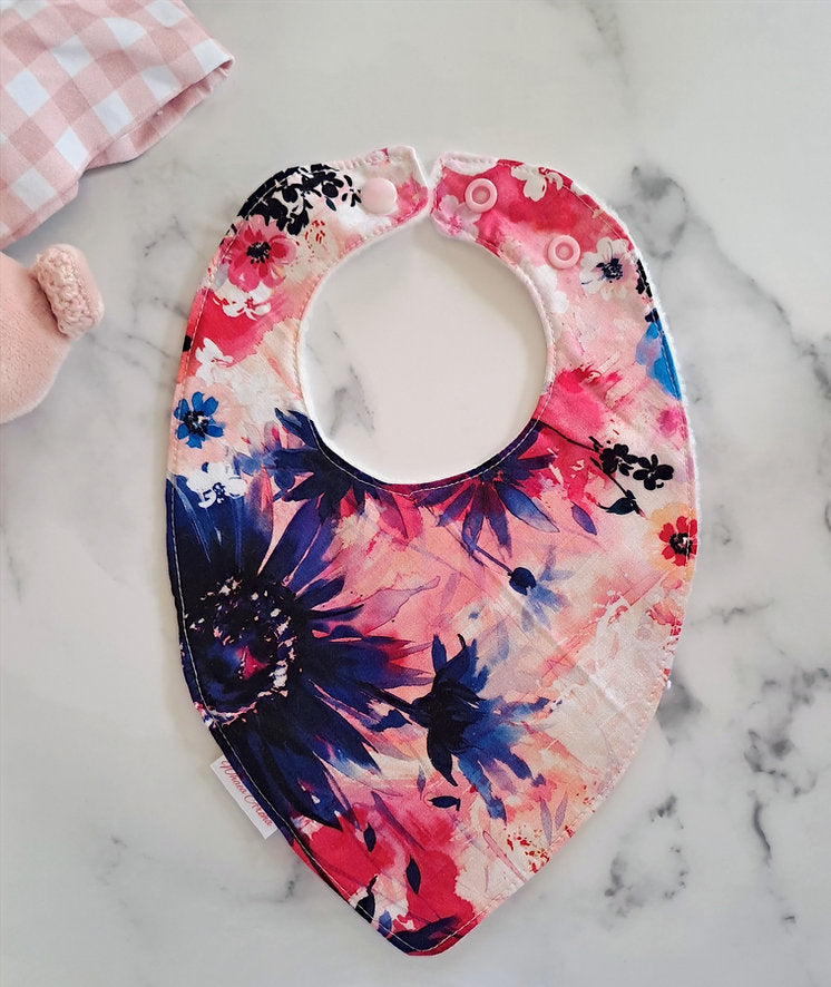 Teardrop Bib - Wild Floral