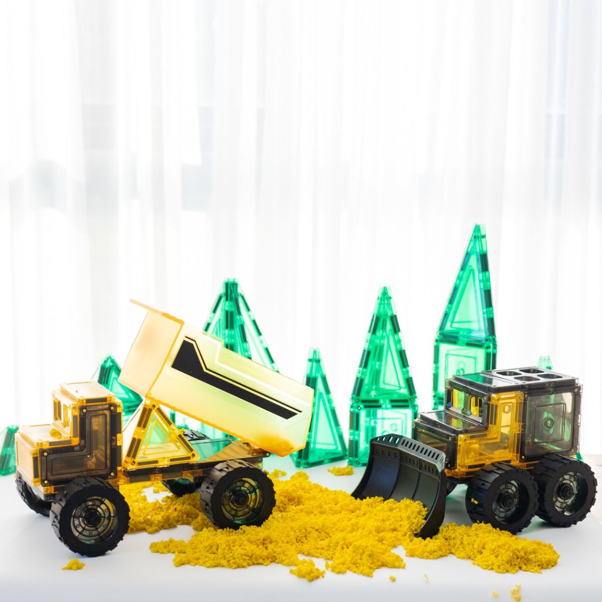 Magnetic Mega Earth Movers 22pc